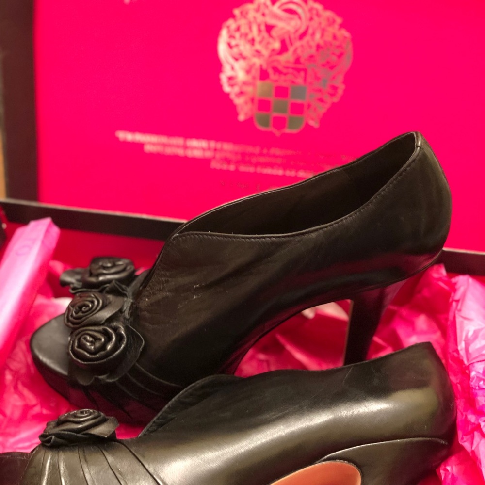 Vince Camuto platform heels